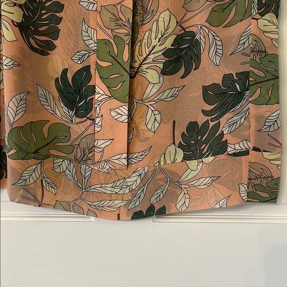 CAbi Sleeveless Tank Excellent Condition - Picture 4 of 9